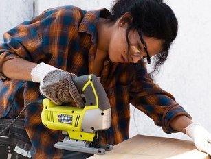 What's it like for women working in construction?